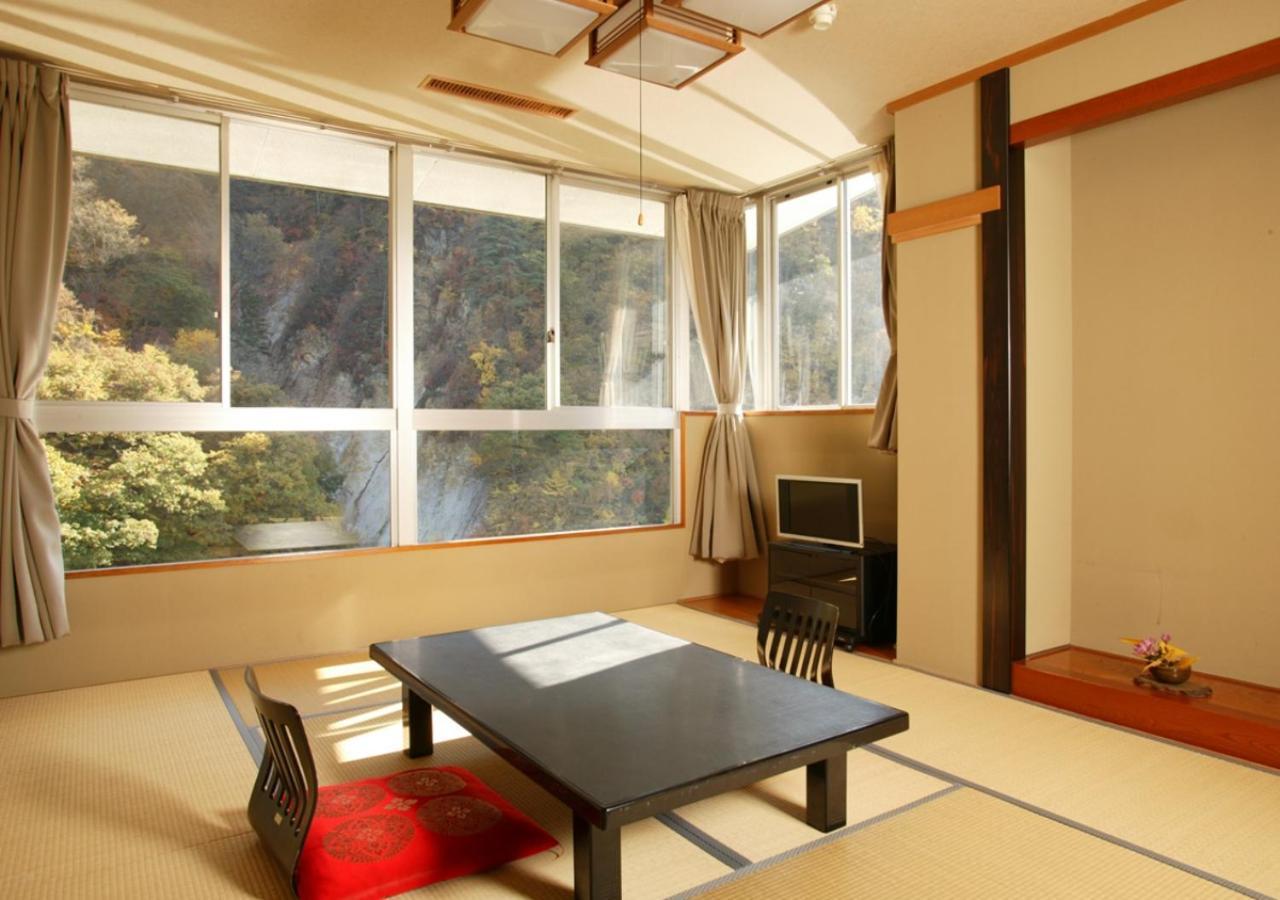 Itoen Hotel Oze Oigami Sanrakuso Numata  Exteriör bild